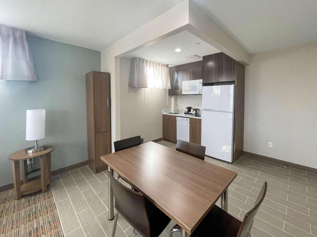 Mainstay Suites ニューヨーク エクステリア 写真